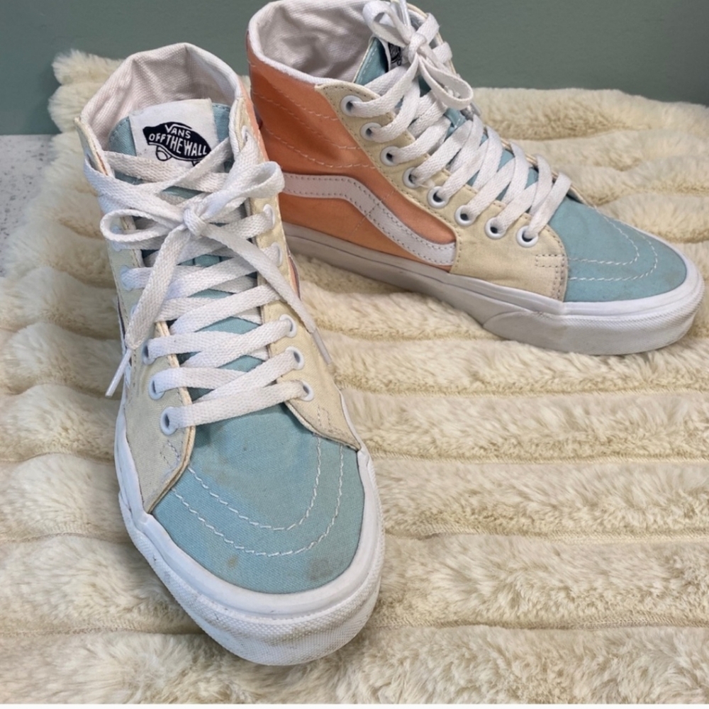 Vans Off The Wall High Top Sneakers- Ladies Size 7